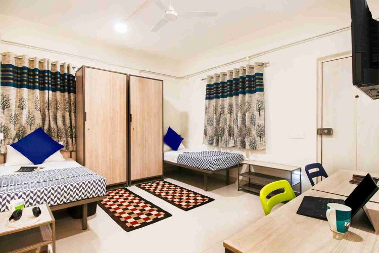 Twin Beds with Workspace