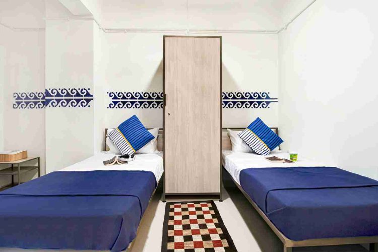 Twin Beds